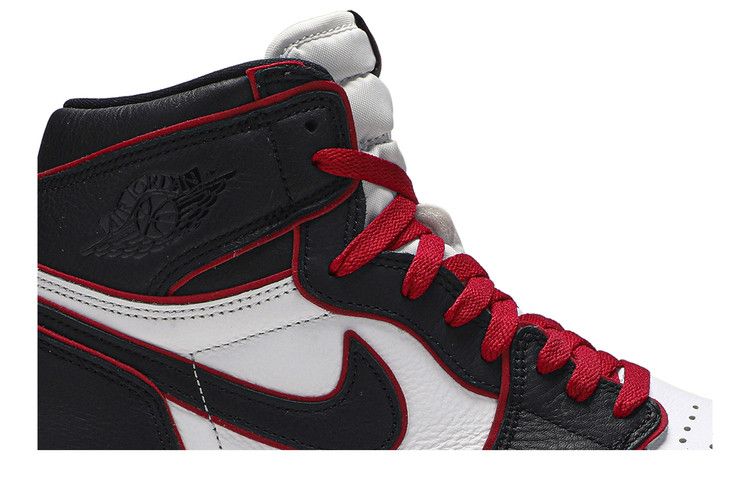 Air Jordan 1 Retro High OG Bloodline