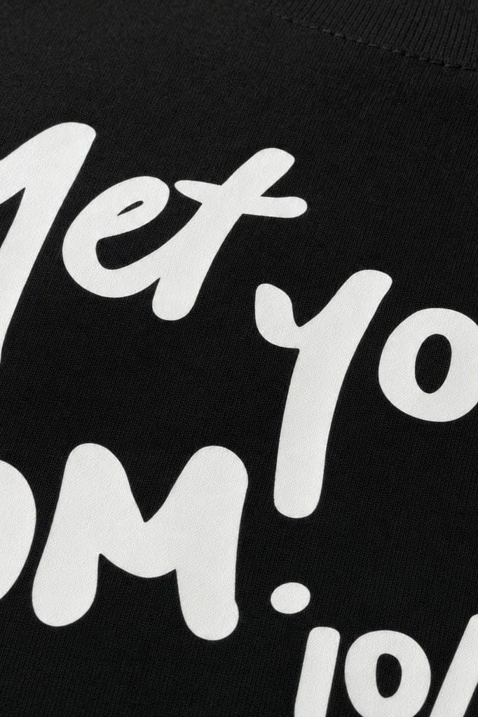 Off supply Met your Mom black t-shirt