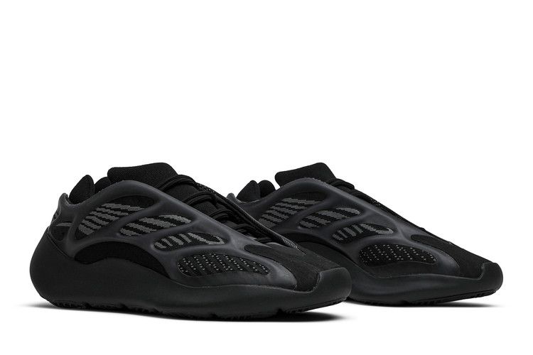 Yeezy 700 V3 Alvah