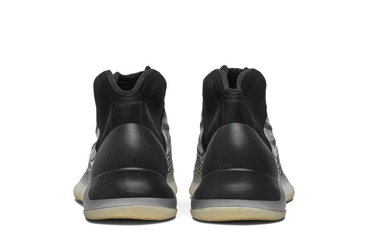 Yeezy Quantum Quantum