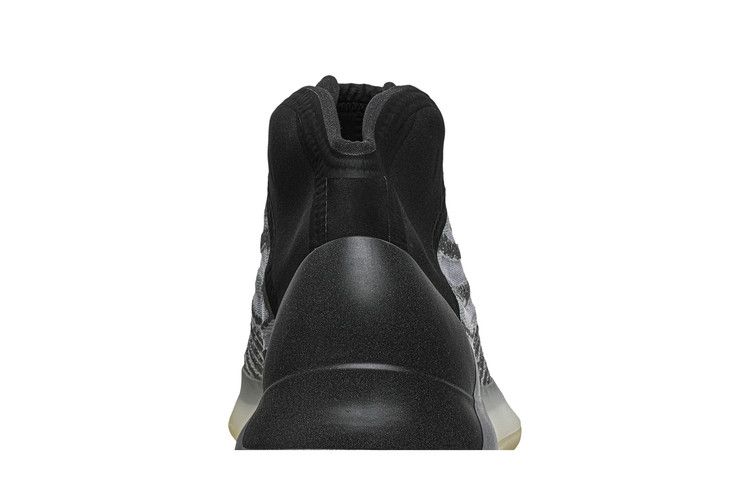 Yeezy Quantum Quantum