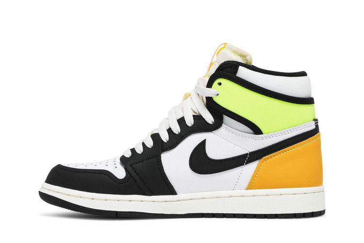 Air Jordan 1 Retro High OG Volt Gold (2021)