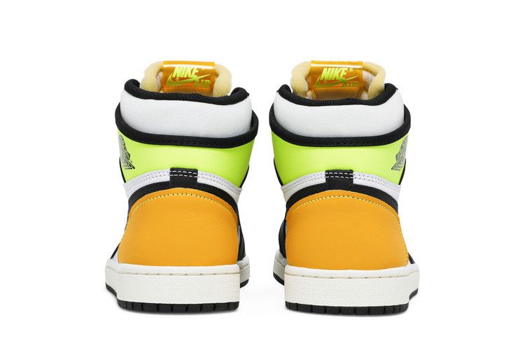 Air Jordan 1 Retro High OG Volt Gold (2021)