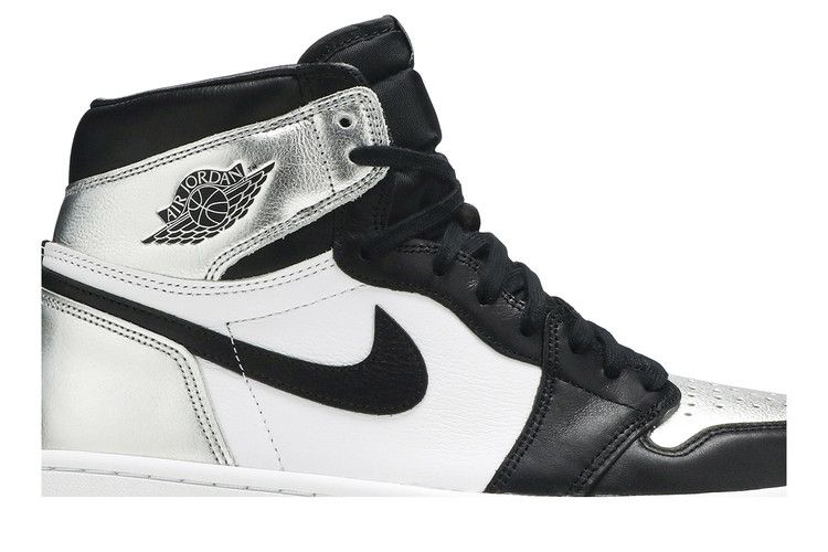 Air Jordan 1 Retro High OG Silver Toe