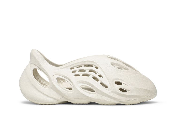 Yeezy Foam RNNR Ararat (2020/2022)