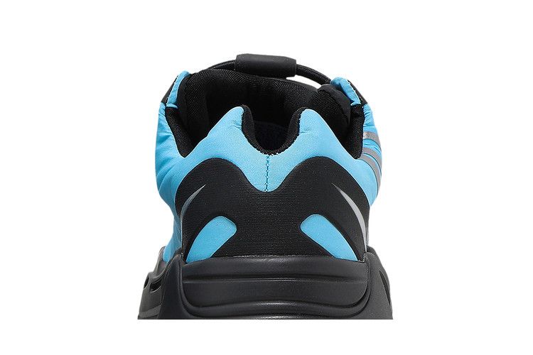 Yeezy Boost 700 Mnvn Bright Blue