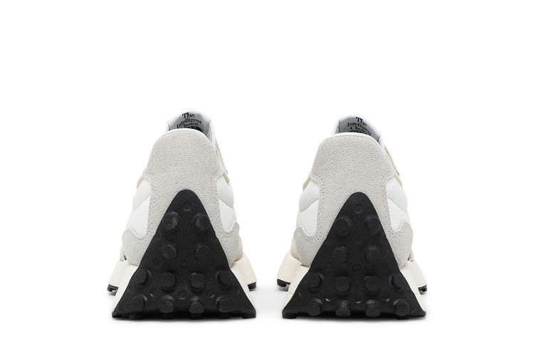 New Balance 327 Sea Salt