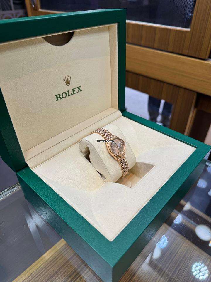 Rolex | Datejust | 6527 | Rose gold | 26 mm | Rose gold | Pink | Automatic