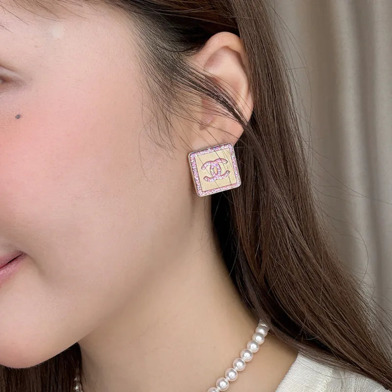 C606 - CHANEL Pink Square CC Logo Earrings