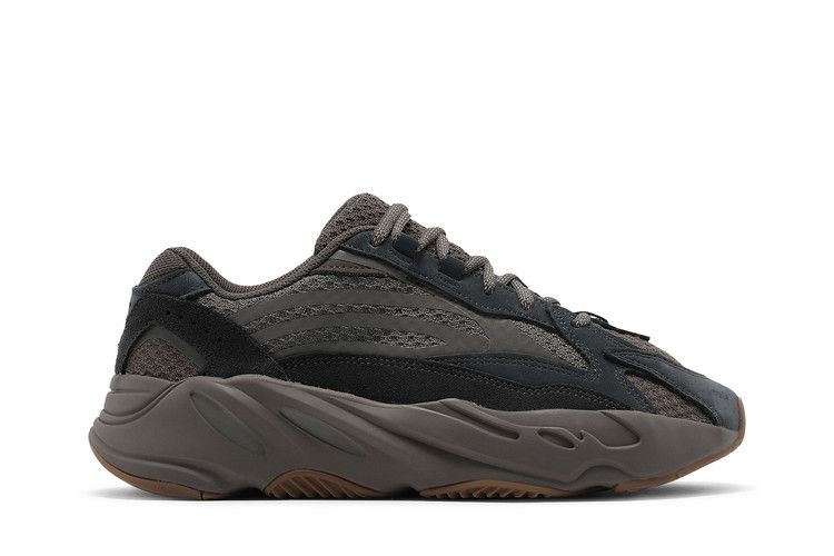 Yeezy Boost 700 V2 Mauve