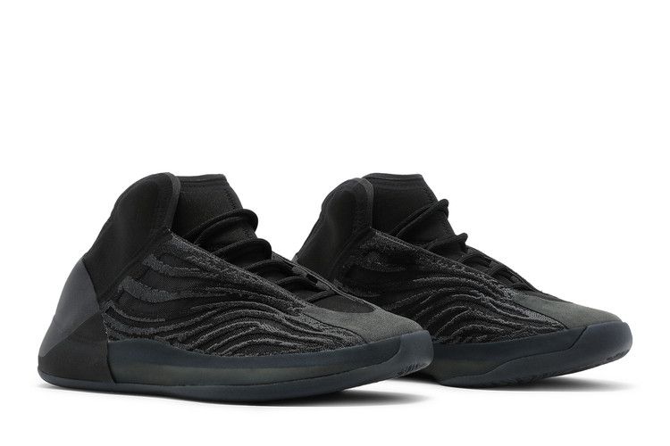 Yeezy Quantum Onyx