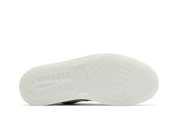 Air Jordan 1 Low SE Black And White Diamond
