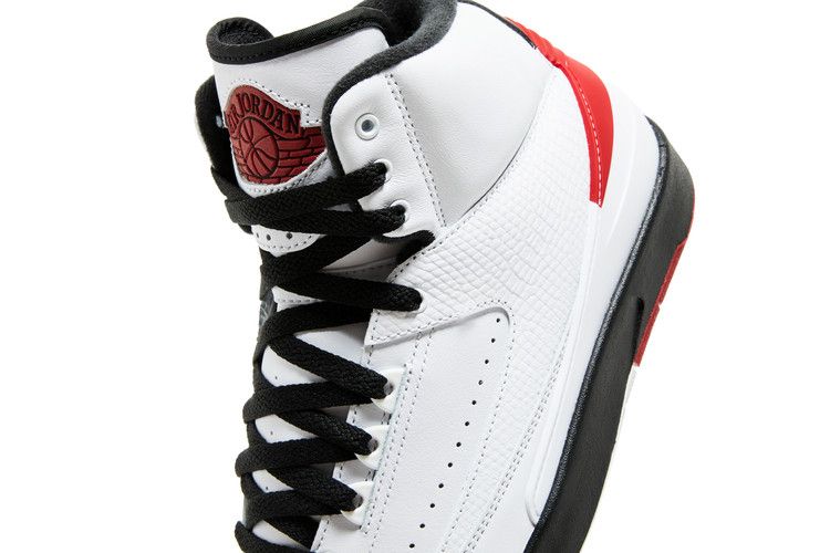 Air Jordan 2 Retro WhiteVarsity RedBlack