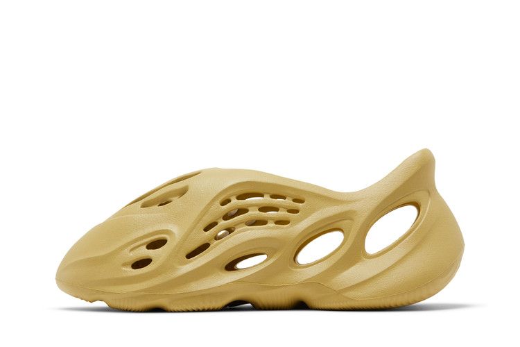 Yeezy Foam Runner Sulfur