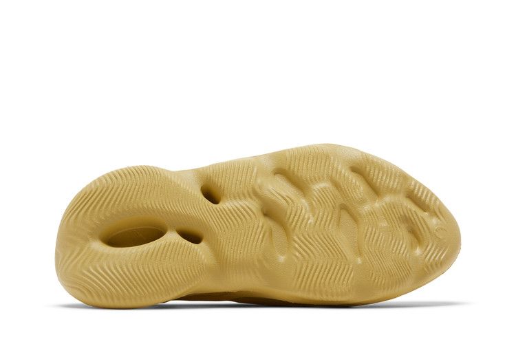 Yeezy Foam Runner Sulfur
