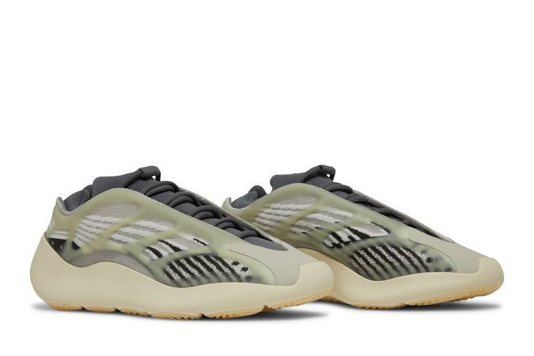 Yeezy 700 V3 Fade Salt