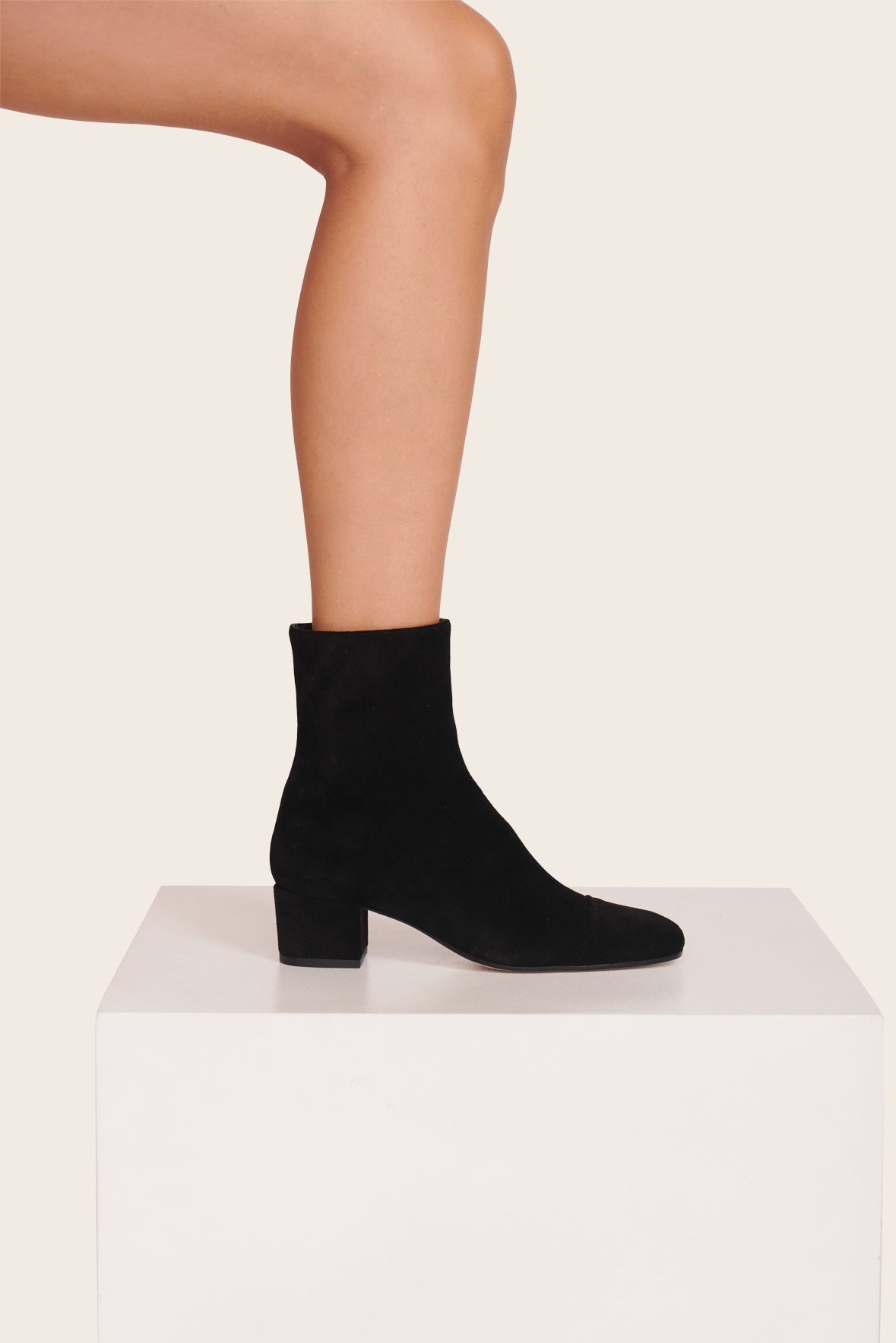 AIMEE SHORT BOOT BLACK SUEDE