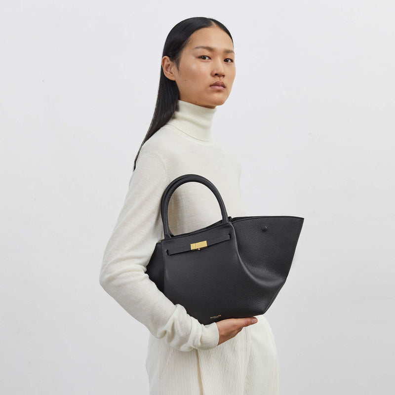 DeMellier The Midi New York dark sand small grain