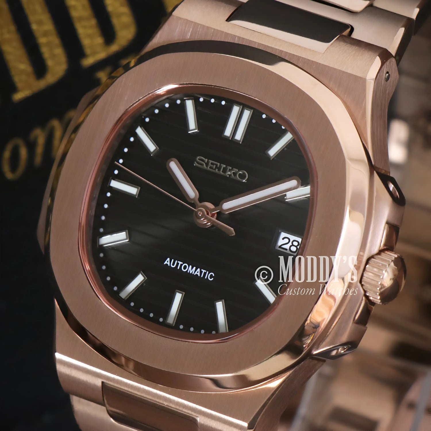 Nautiko Rose Gold Black