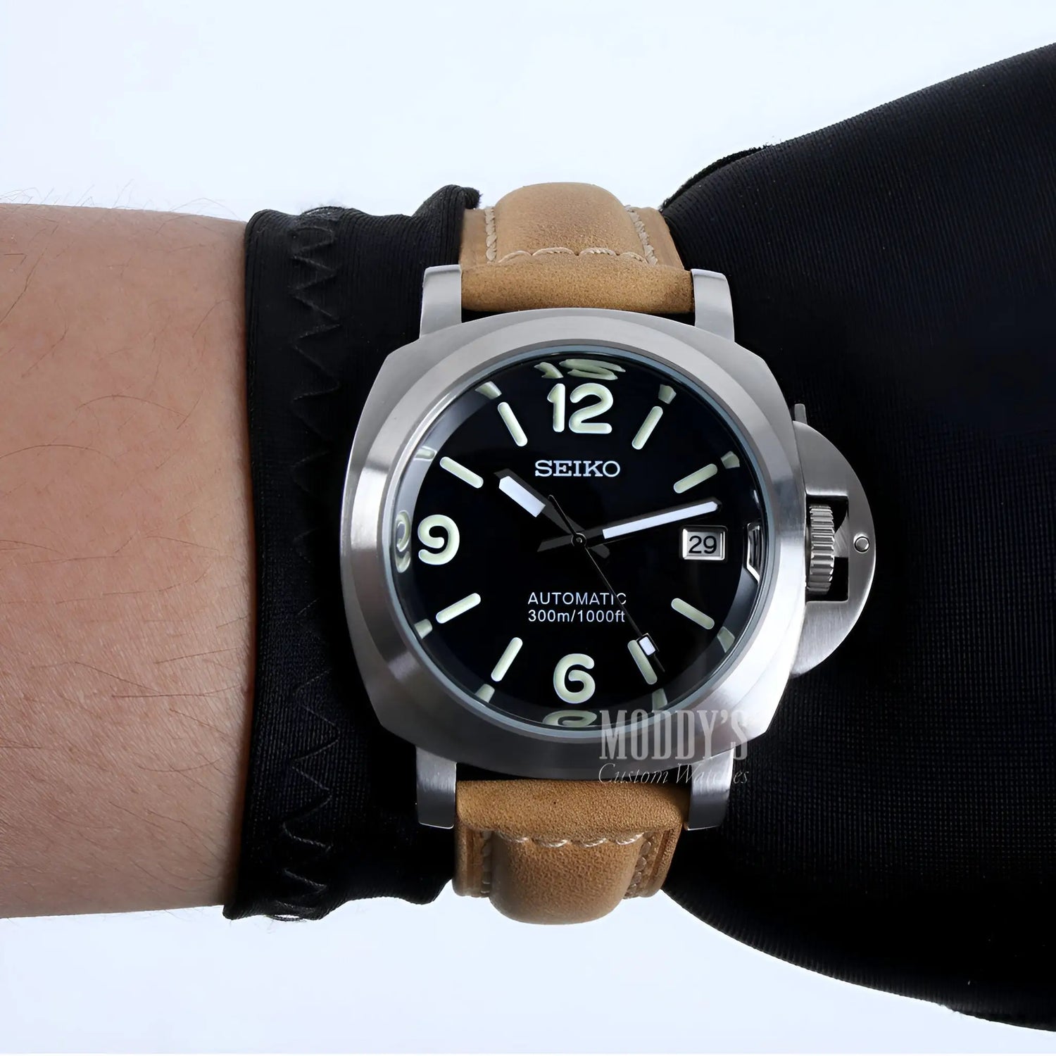 Paneiko Sand Leather