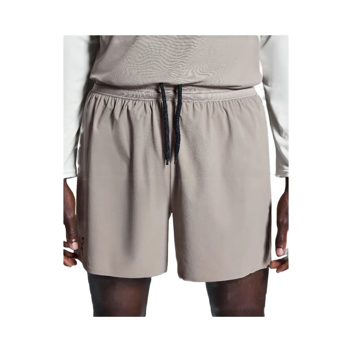 On 5" Performance Shorts Cinder