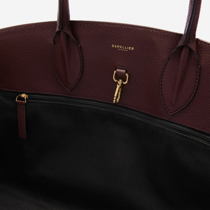 DeMellier The Hudson burgundy small grain