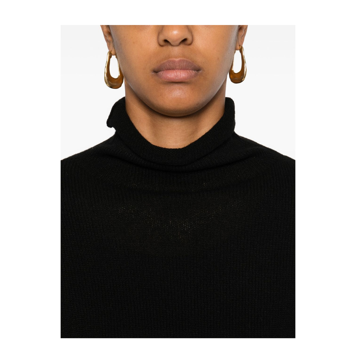Cashmere Turtle-Neck Sweater