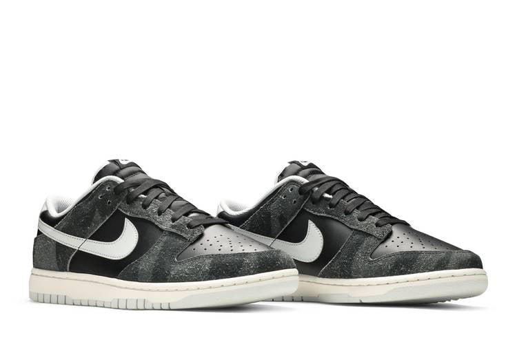 Dunk Low Premium Animal Pack Zebra