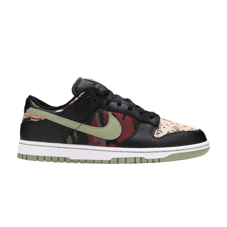 Dunk Low SE Black MultiCamo