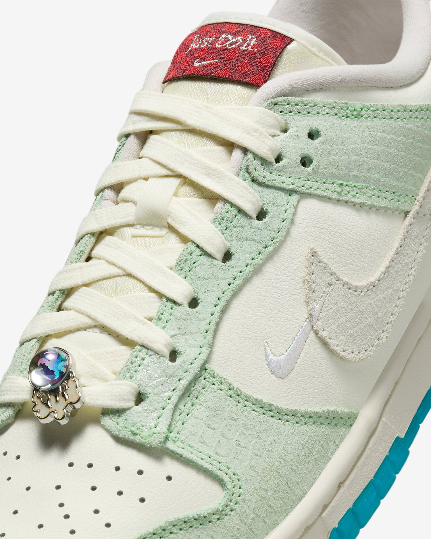 Nike Dunk Low LX Catus Sail Sale