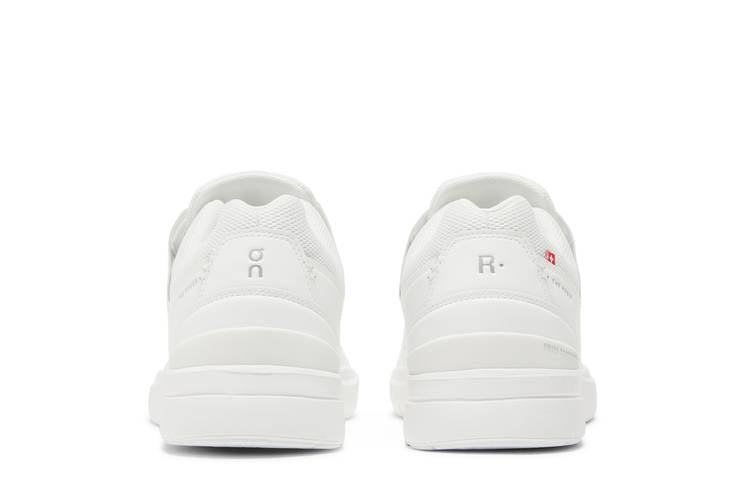 The Roger Advantage All White