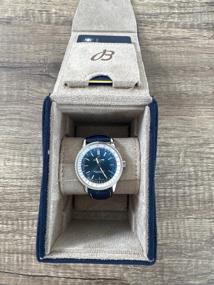 Breitling Navitimer