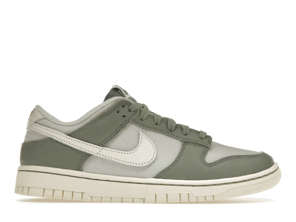NIKE DUNK LOW MICA GREEN