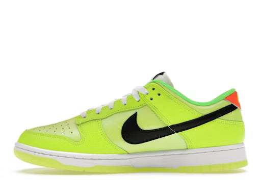 Nike Dunk Low SE Green (Glow In The Dark)