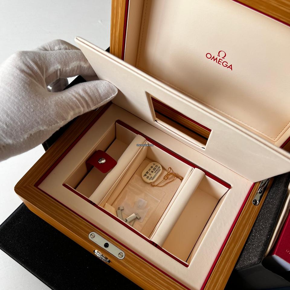 Omega Seamaster Aqua Terra150m Co-axial Master Chronometer Summer Full set special edition