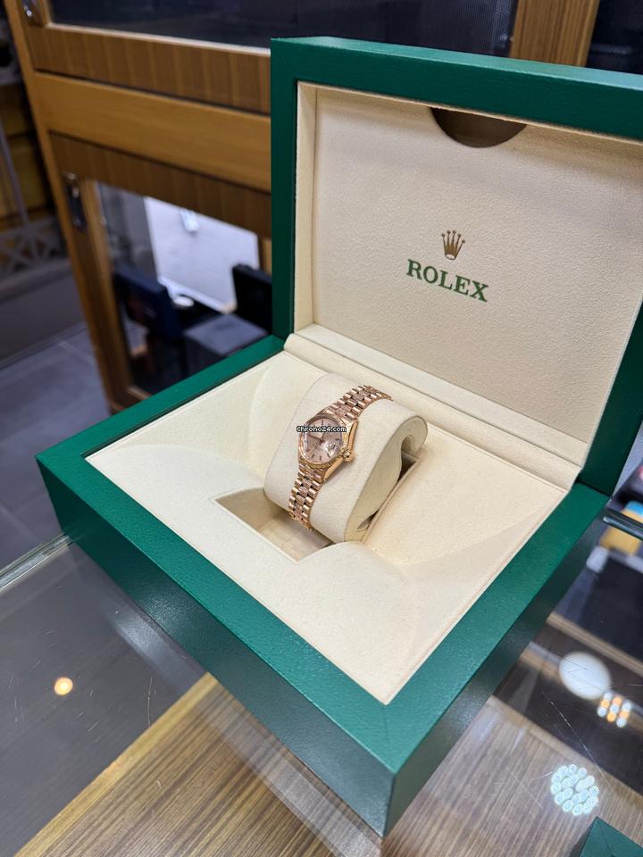 Rolex | Datejust | 6527 | Rose gold | 26 mm | Rose gold | Pink | Automatic