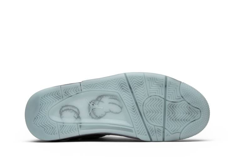 Jordan 4 Retro Kaws