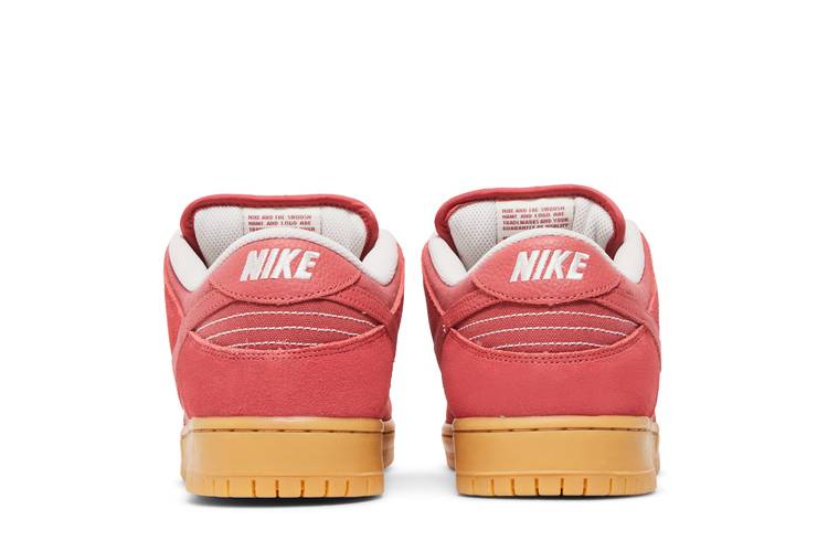Nike Dunk Low SB Adobe