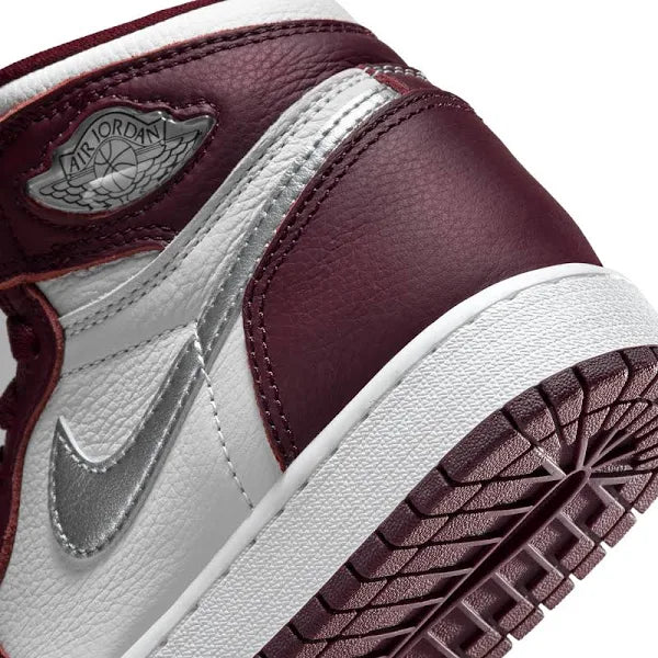Air Jordan 1 Retro High Bordeaux