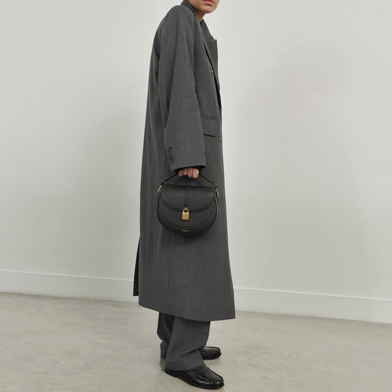 DeMellier The Siena Saddle black small grain