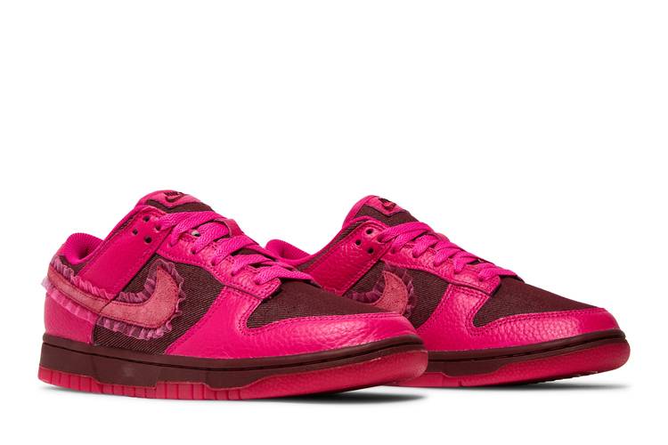 Wmns Dunk Low ValentineS Day